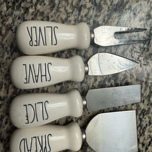 White Cheese Knife Set